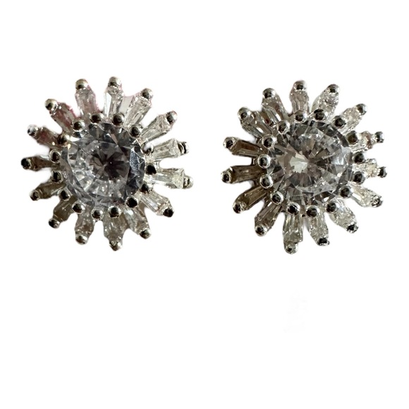 Set of 3 Silver Tone Round Clear CZ Pierced Earrings Stud Starburst Hearts New - Picture 2 of 9